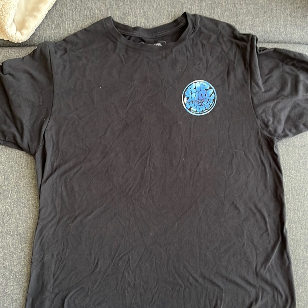 Rip Curl Black T-Shirt.